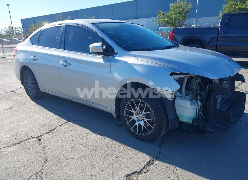 2015 Nissan Sentra S (VIN 3N1AB7AP6FY329726) main photo