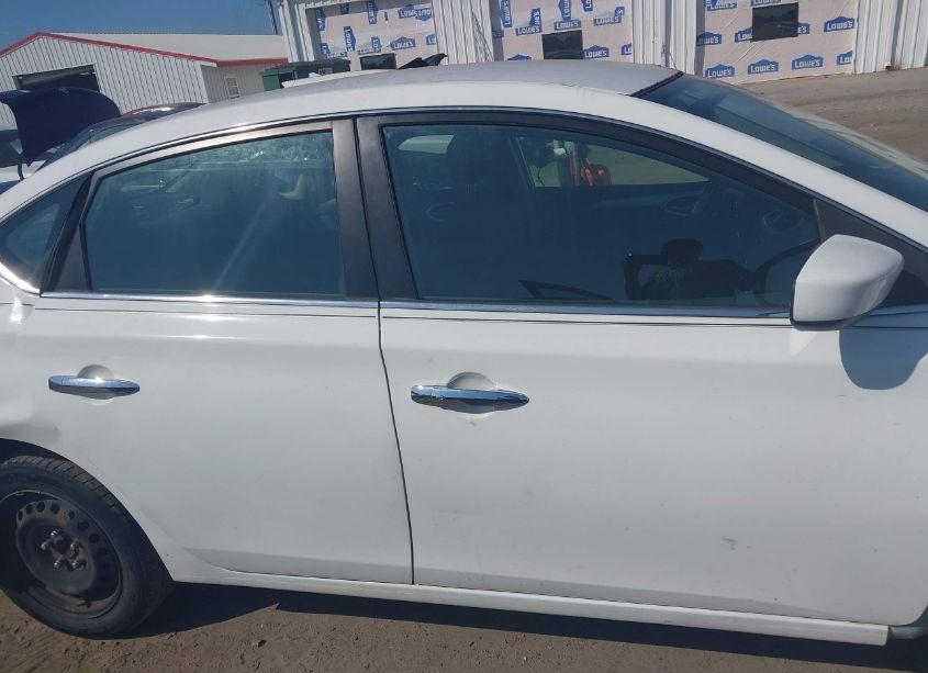 Photo 13 of 2015 Nissan Sentra SV (VIN 3N1AB7AP6FY334506)