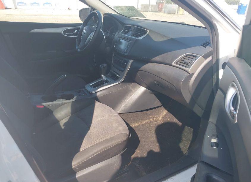 Photo 5 of 2015 Nissan Sentra SV (VIN 3N1AB7AP6FY334506)