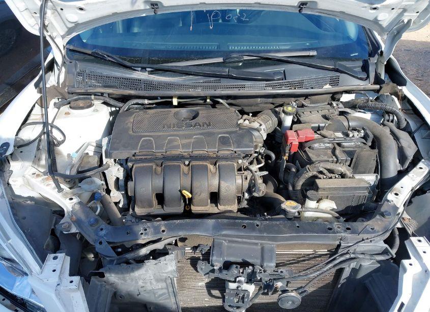 Photo 10 of 2015 Nissan Sentra SL (VIN 3N1AB7AP6FY350639)
