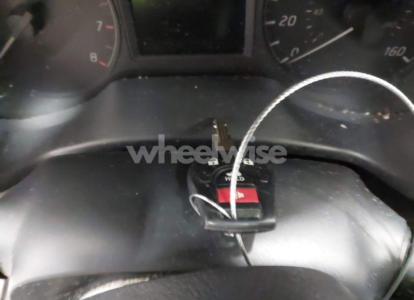 Photo 11 of 2015 Nissan Sentra S (VIN 3N1AB7AP6FY360765)