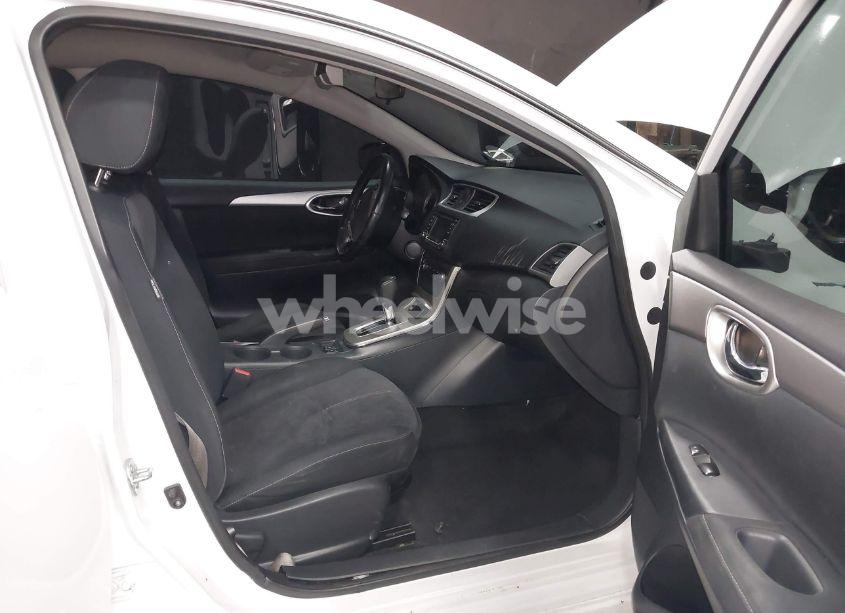 Photo 5 of 2015 Nissan Sentra SV (VIN 3N1AB7AP6FY376240)