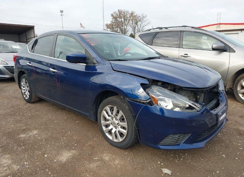 2016 Nissan Sentra SV (VIN 3N1AB7AP6GL637266) main photo
