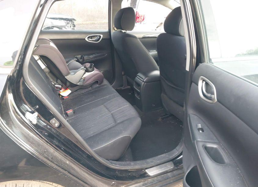 Photo 8 of 2016 Nissan Sentra SV (VIN 3N1AB7AP6GL651667)