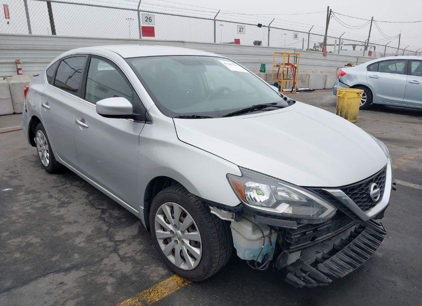 2016 Nissan Sentra SV (VIN 3N1AB7AP6GL656075) main photo