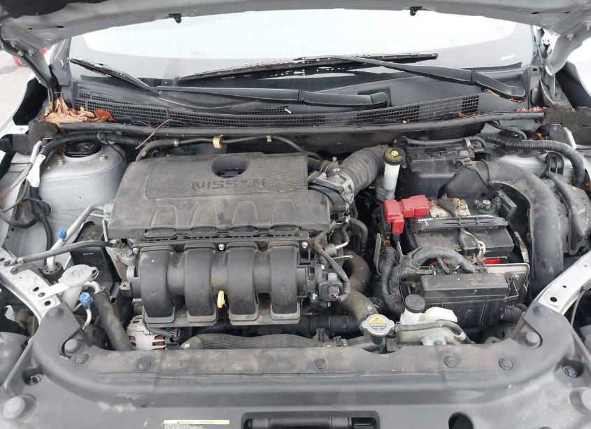 Photo 10 of 2016 Nissan Sentra SV (VIN 3N1AB7AP6GL656075)