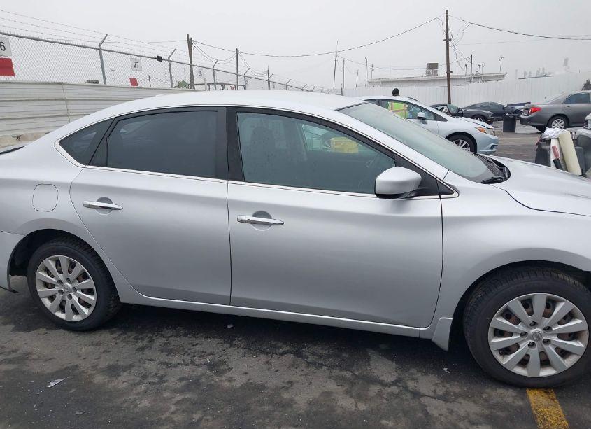 Photo 14 of 2016 Nissan Sentra SV (VIN 3N1AB7AP6GL656075)