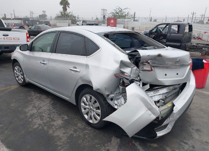 Photo 3 of 2016 Nissan Sentra SV (VIN 3N1AB7AP6GL656075)