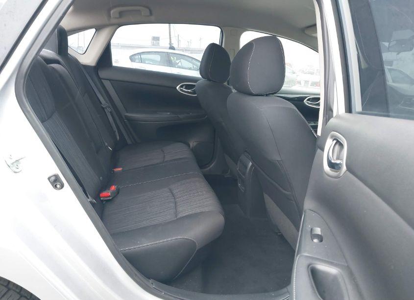 Photo 8 of 2016 Nissan Sentra SV (VIN 3N1AB7AP6GL656075)