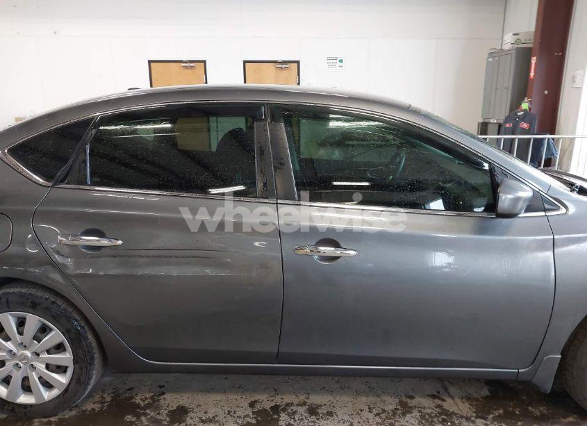 Photo 13 of 2016 Nissan Sentra SV (VIN 3N1AB7AP6GL660045)