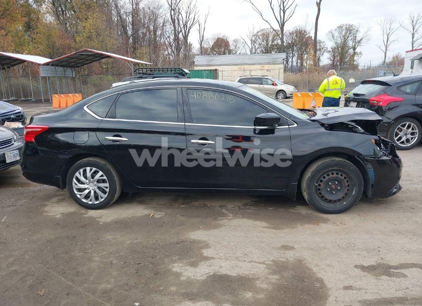 Photo 13 of 2016 Nissan Sentra SV (VIN 3N1AB7AP6GL664953)