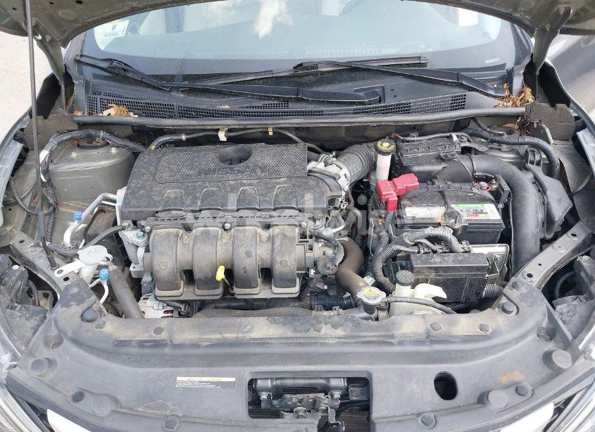 Photo 10 of 2016 Nissan Sentra SV (VIN 3N1AB7AP6GL675595)