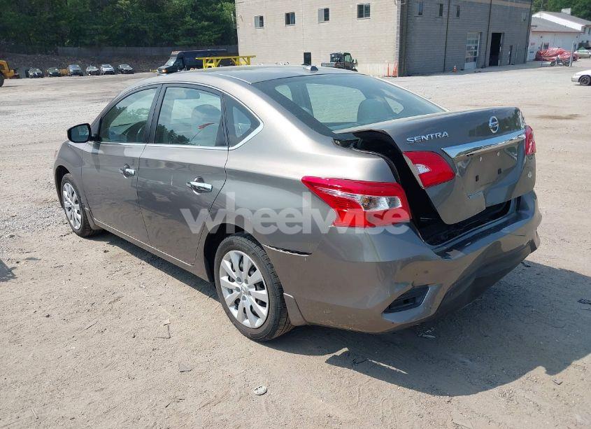 Photo 3 of 2016 Nissan Sentra SV (VIN 3N1AB7AP6GL675595)