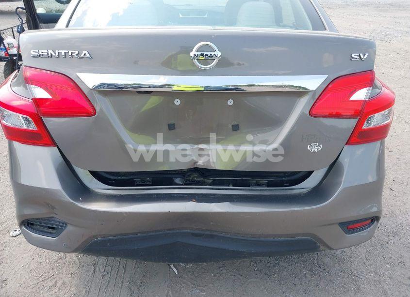 Photo 6 of 2016 Nissan Sentra SV (VIN 3N1AB7AP6GL675595)