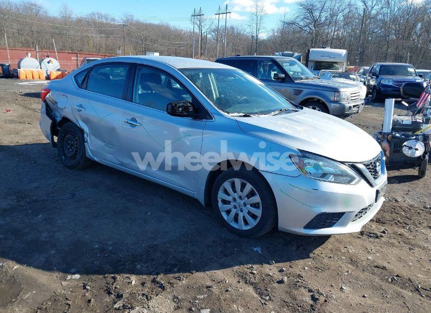 2016 Nissan Sentra SV (VIN 3N1AB7AP6GL679288) main photo