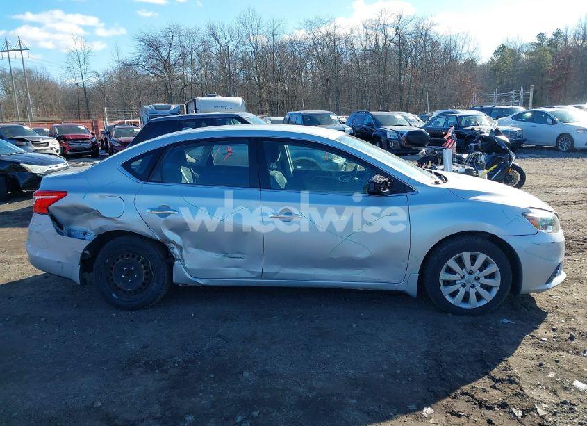 Photo 13 of 2016 Nissan Sentra SV (VIN 3N1AB7AP6GL679288)