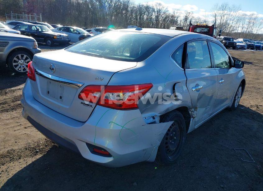 Photo 6 of 2016 Nissan Sentra SV (VIN 3N1AB7AP6GL679288)