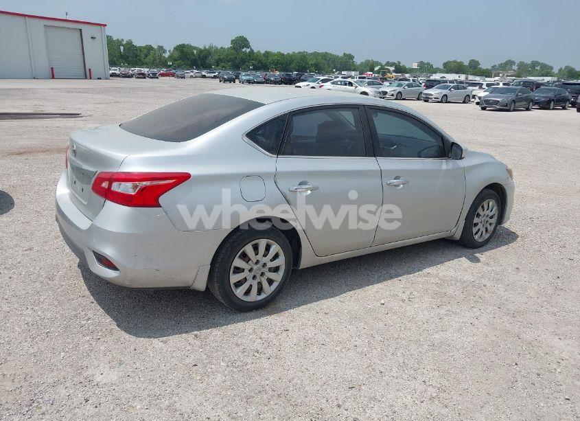 Photo 4 of 2016 Nissan Sentra S (VIN 3N1AB7AP6GY223259)