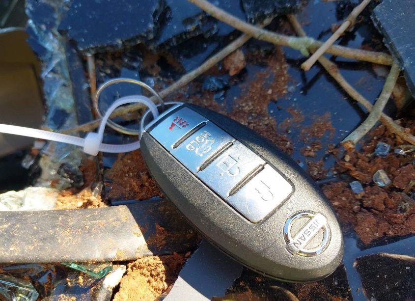 Photo 11 of 2016 Nissan Sentra SR (VIN 3N1AB7AP6GY225819)