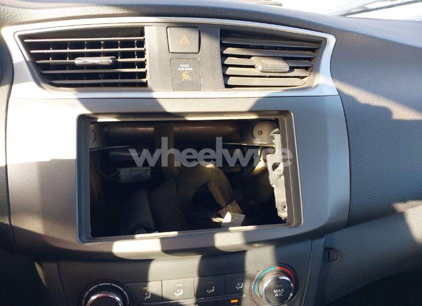 Photo 12 of 2016 Nissan Sentra S (VIN 3N1AB7AP6GY240871)