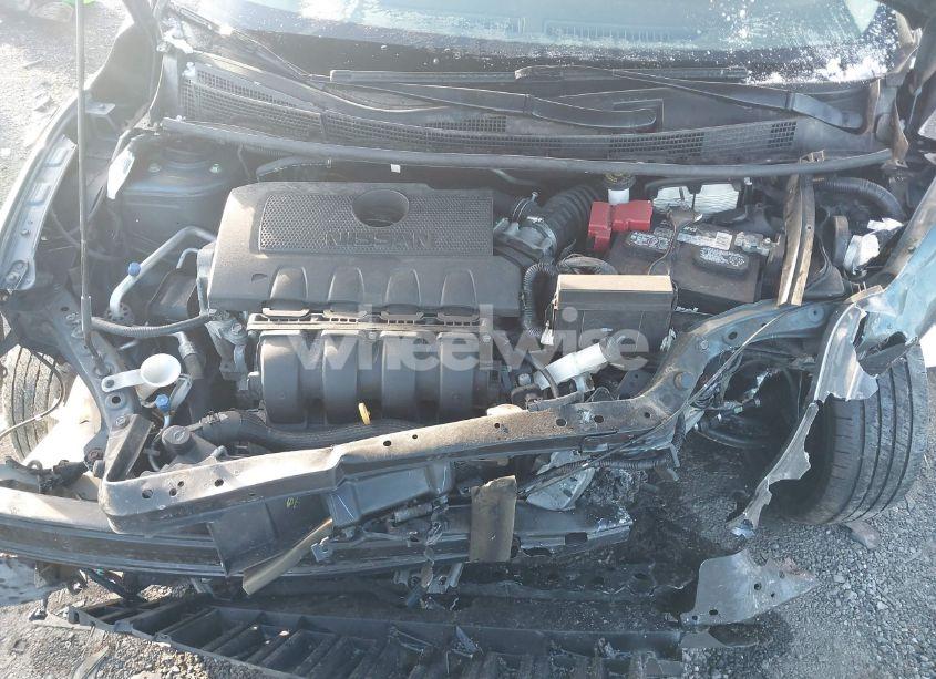 Photo 10 of 2016 Nissan Sentra SV (VIN 3N1AB7AP6GY275670)