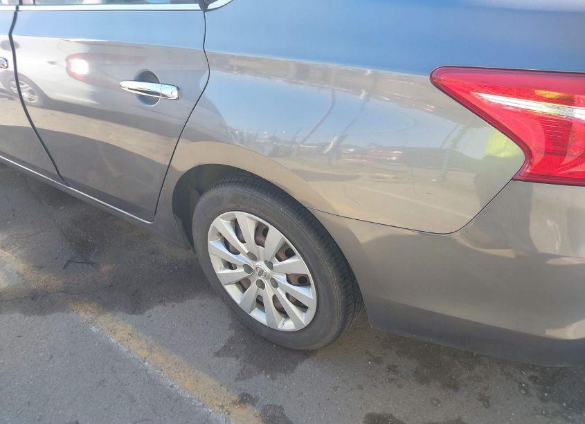 Photo 13 of 2016 Nissan Sentra FE+ S/S/SL/SR/SV (VIN 3N1AB7AP6GY293117)