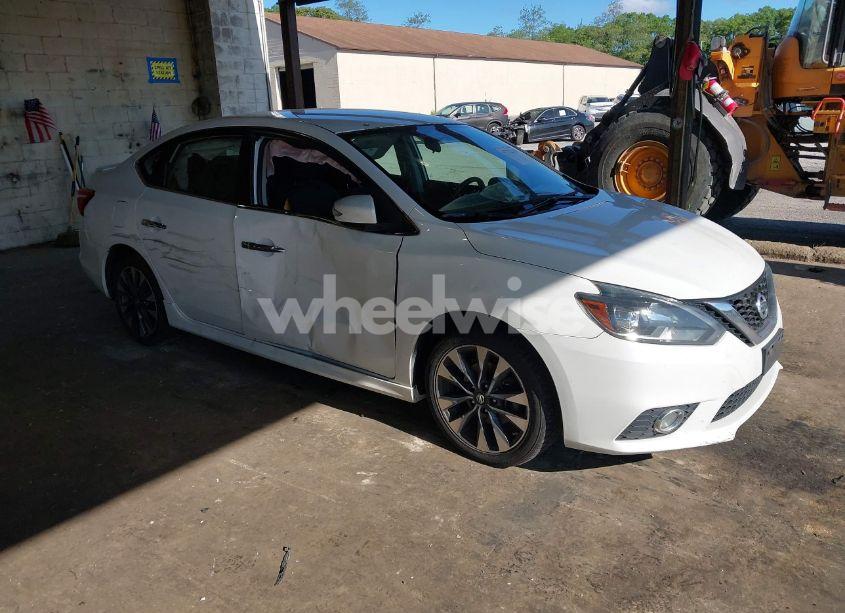 2016 Nissan Sentra SR (VIN 3N1AB7AP6GY305010) main photo