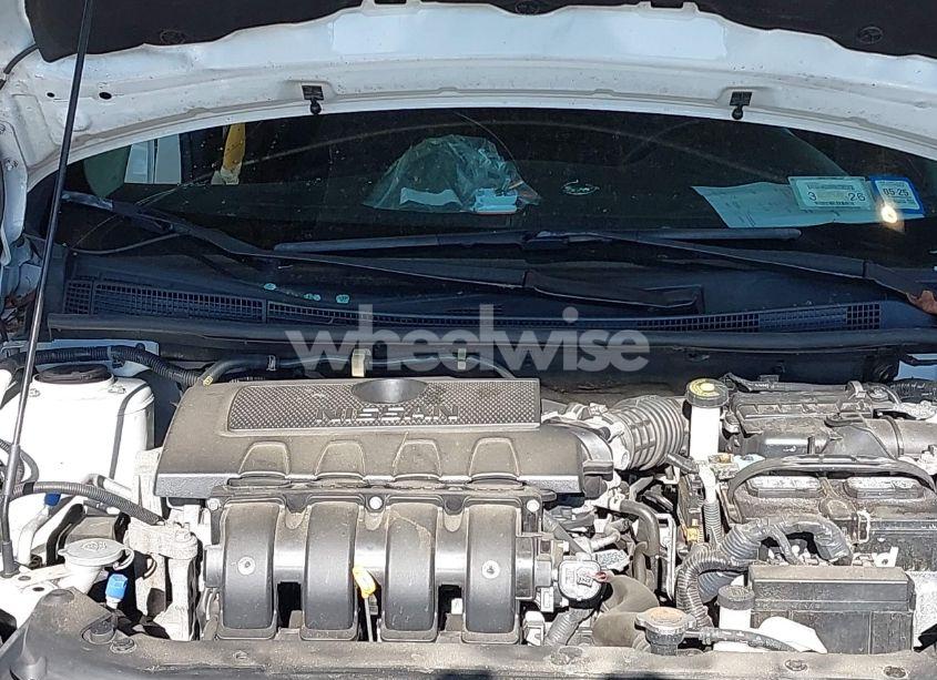 Photo 10 of 2016 Nissan Sentra SR (VIN 3N1AB7AP6GY305010)