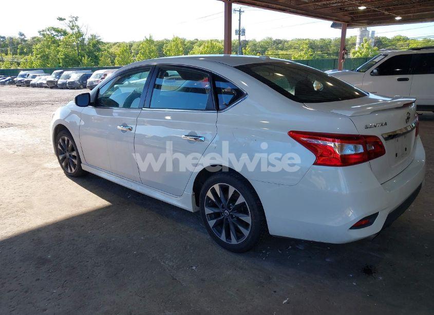 Photo 3 of 2016 Nissan Sentra SR (VIN 3N1AB7AP6GY305010)