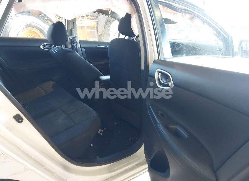 Photo 8 of 2016 Nissan Sentra SR (VIN 3N1AB7AP6GY305010)