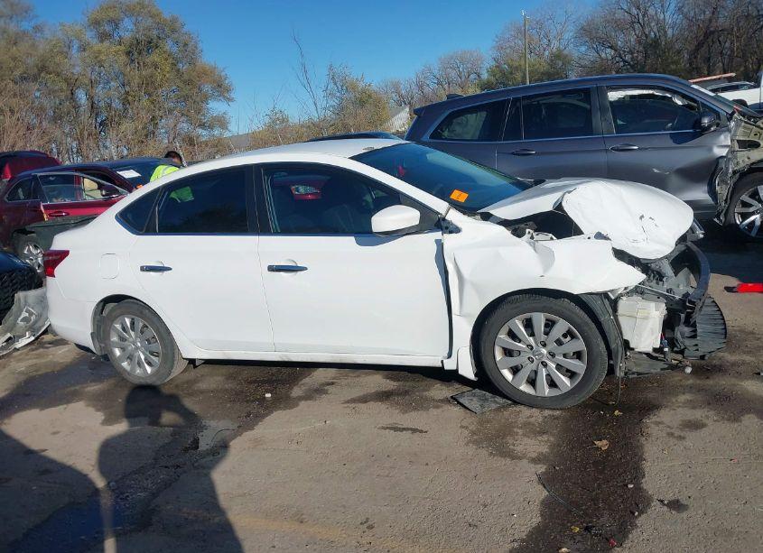 Photo 14 of 2016 Nissan Sentra S (VIN 3N1AB7AP6GY313365)