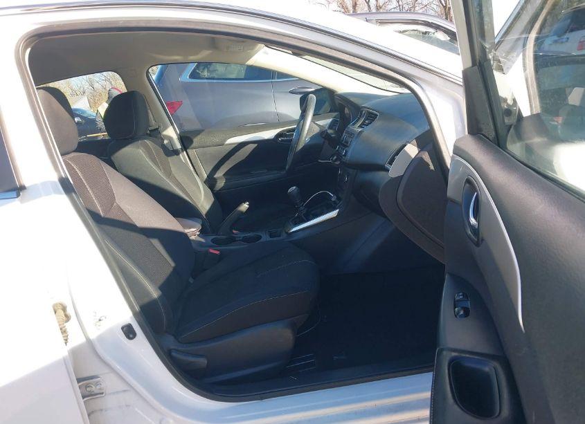 Photo 5 of 2016 Nissan Sentra S (VIN 3N1AB7AP6GY313365)