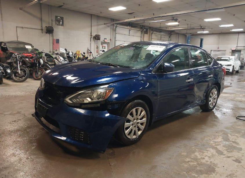 Photo 2 of 2017 Nissan Sentra SV (VIN 3N1AB7AP6HL639570)