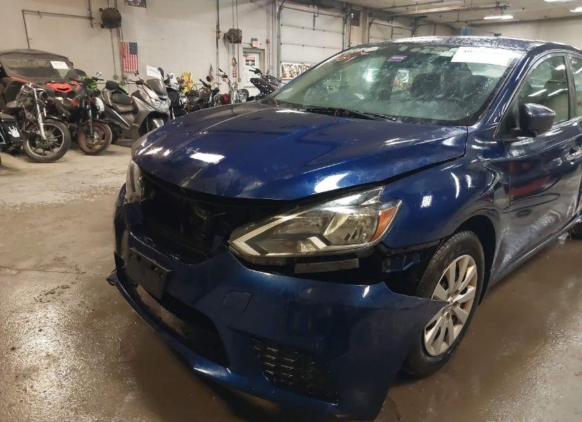 Photo 6 of 2017 Nissan Sentra SV (VIN 3N1AB7AP6HL639570)