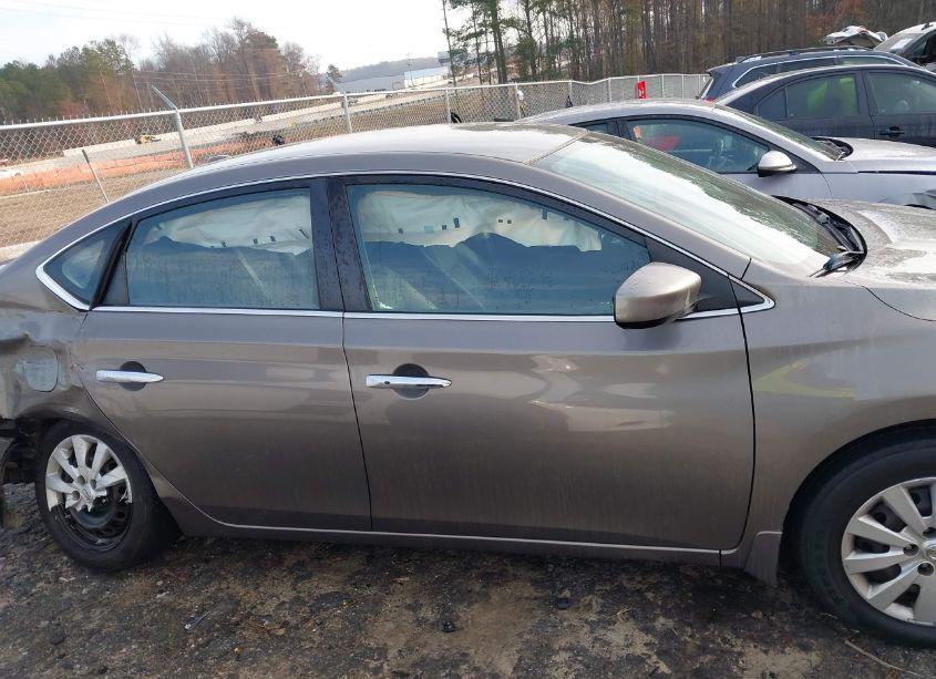 Photo 13 of 2017 Nissan Sentra SV (VIN 3N1AB7AP6HL656692)