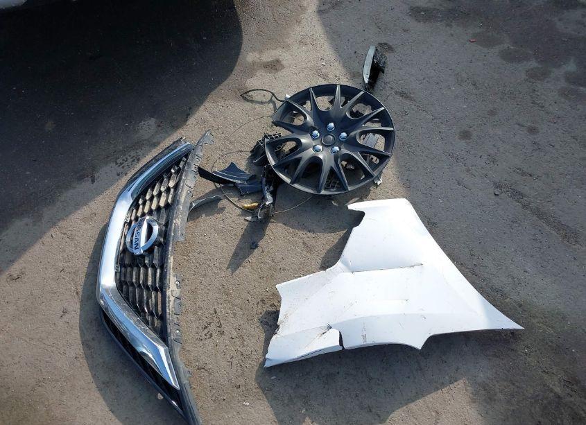 Photo 12 of 2017 Nissan Sentra SV (VIN 3N1AB7AP6HL670222)