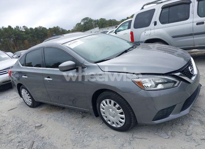 Photo 13 of 2017 Nissan Sentra SV (VIN 3N1AB7AP6HL710797)