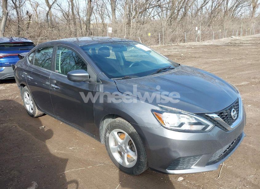 2017 Nissan Sentra SV (VIN 3N1AB7AP6HL717670) main photo