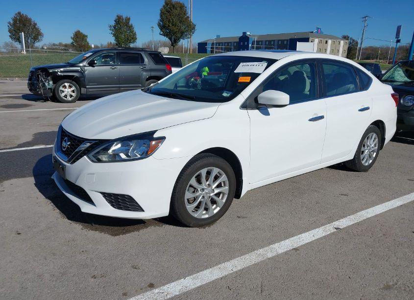 Photo 2 of 2017 Nissan Sentra SV (VIN 3N1AB7AP6HY254433)