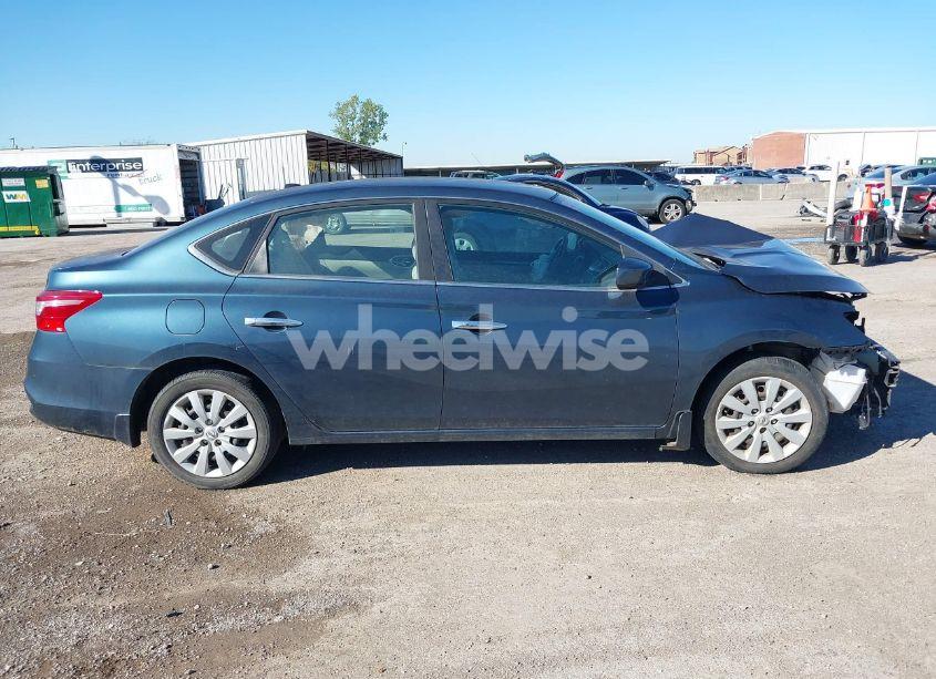 Photo 13 of 2017 Nissan Sentra SV (VIN 3N1AB7AP6HY260992)