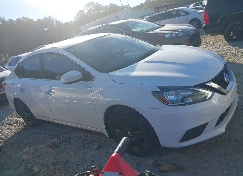 Photo 13 of 2017 Nissan Sentra SV (VIN 3N1AB7AP6HY280725)