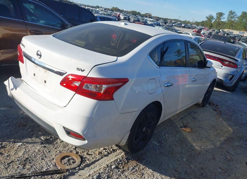 Photo 4 of 2017 Nissan Sentra SV (VIN 3N1AB7AP6HY280725)