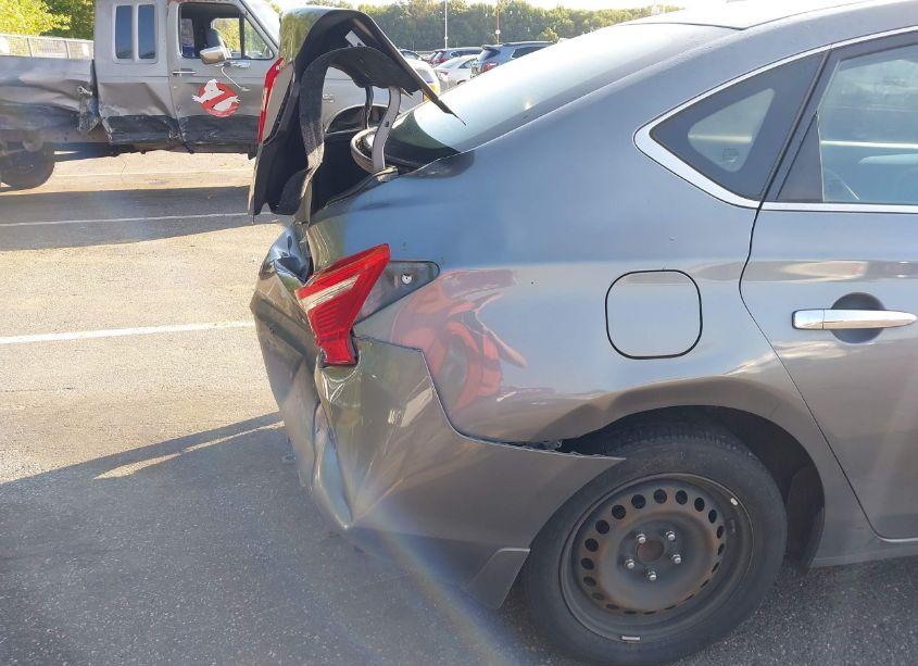 Photo 14 of 2017 Nissan Sentra S (VIN 3N1AB7AP6HY282720)