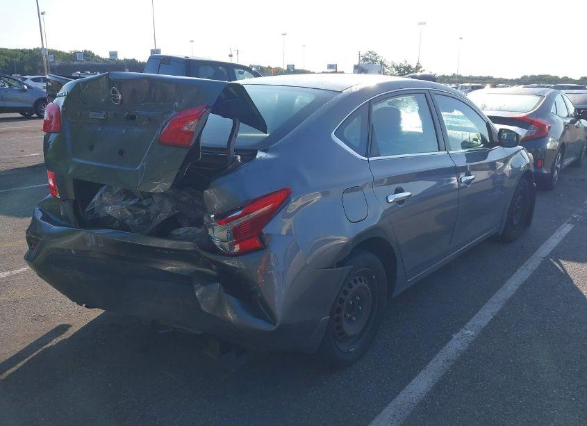 Photo 4 of 2017 Nissan Sentra S (VIN 3N1AB7AP6HY282720)