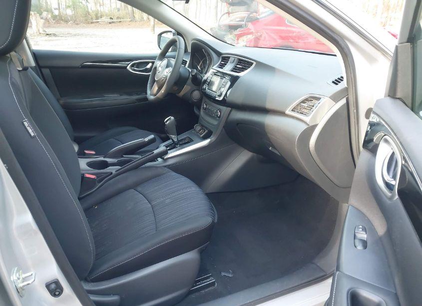 Photo 5 of 2017 Nissan Sentra SV (VIN 3N1AB7AP6HY304313)