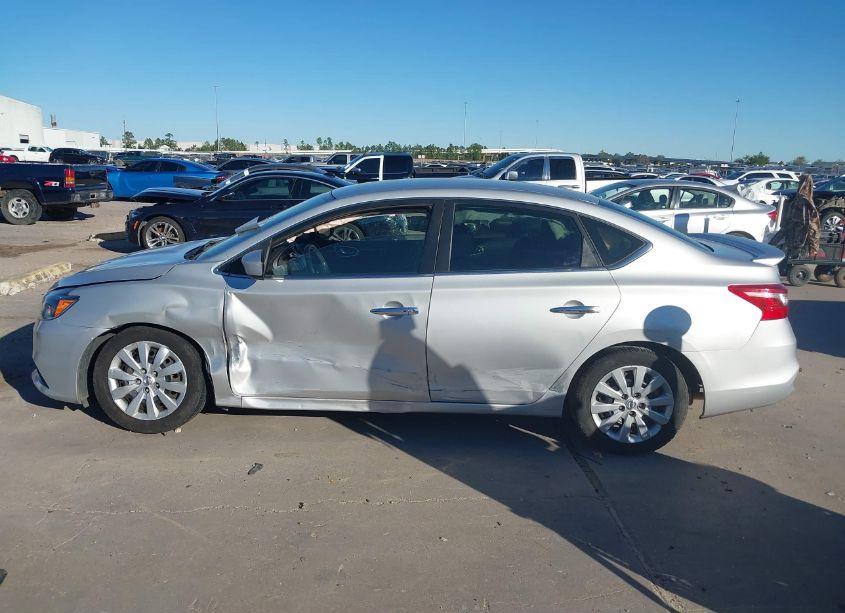Photo 14 of 2017 Nissan Sentra SV (VIN 3N1AB7AP6HY319247)