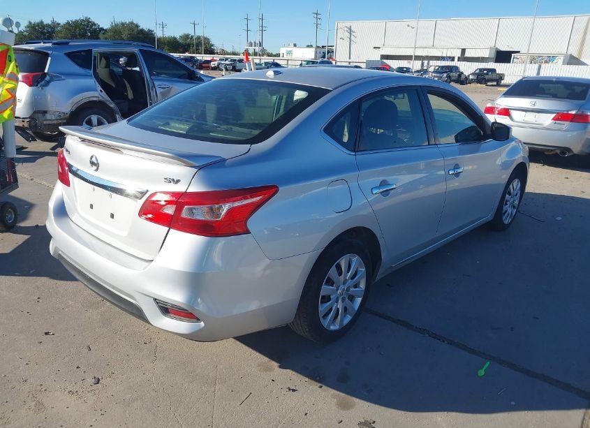 Photo 4 of 2017 Nissan Sentra SV (VIN 3N1AB7AP6HY319247)