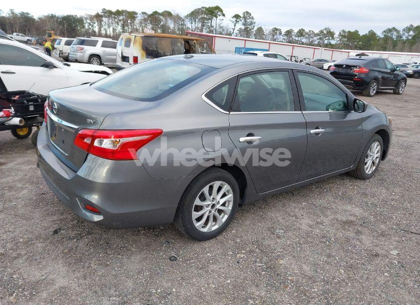 Photo 4 of 2017 Nissan Sentra SV (VIN 3N1AB7AP6HY322858)