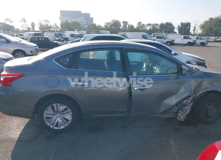 Photo 13 of 2017 Nissan Sentra S (VIN 3N1AB7AP6HY328384)