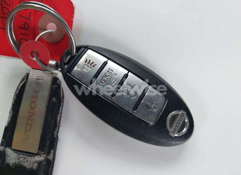 Photo 11 of 2017 Nissan Sentra SV (VIN 3N1AB7AP6HY342575)